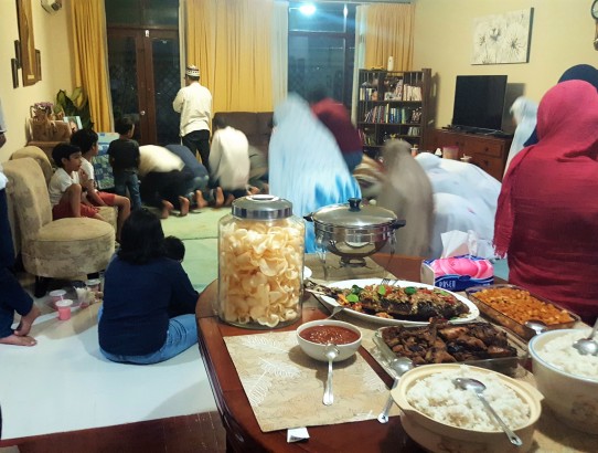 Experiencing Iftar: Breaking the Fast during Ramadan